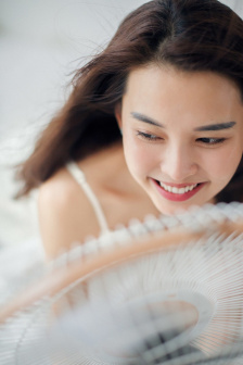 蕾妮 齐薇格